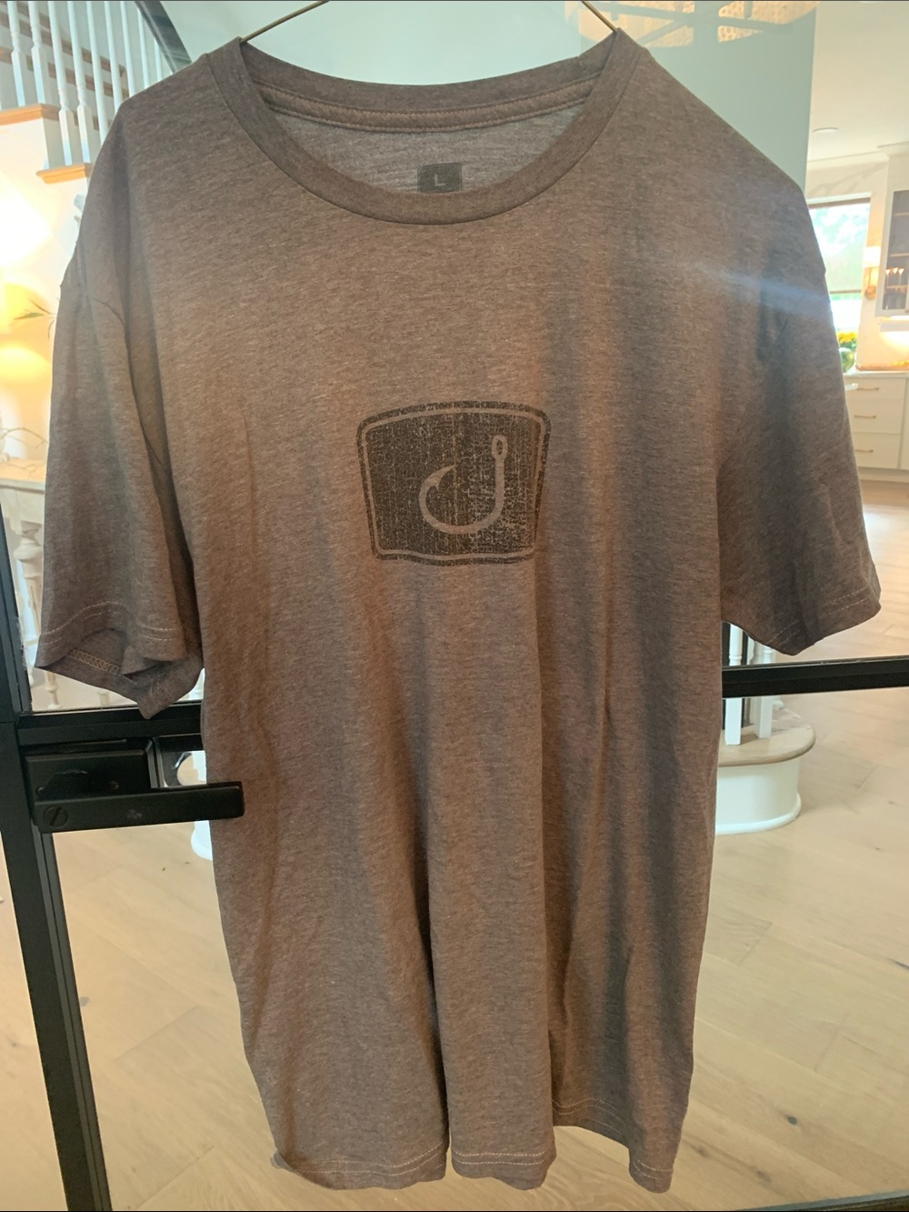 Men’s grey tee - Picture 1 of 2